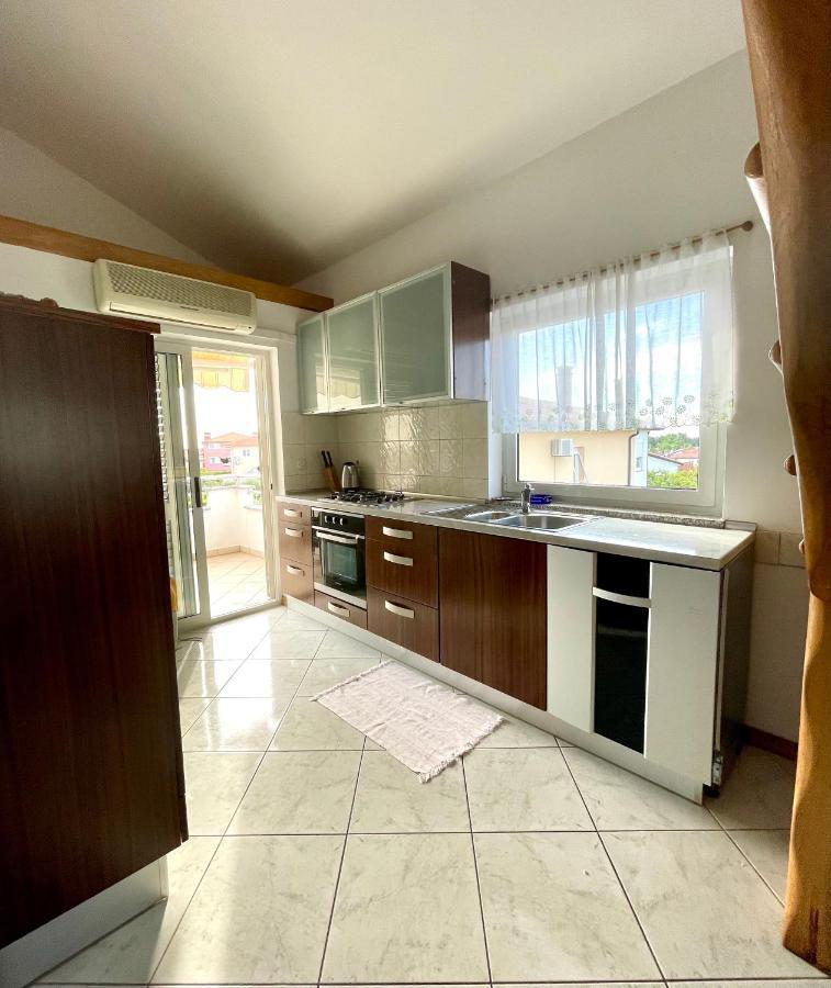 Apartments Maria Умаг Экстерьер фото