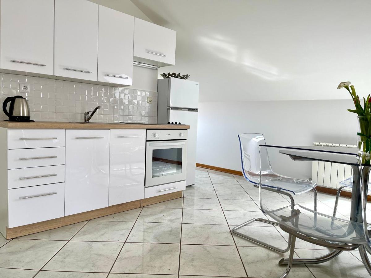 Apartments Maria Умаг Экстерьер фото