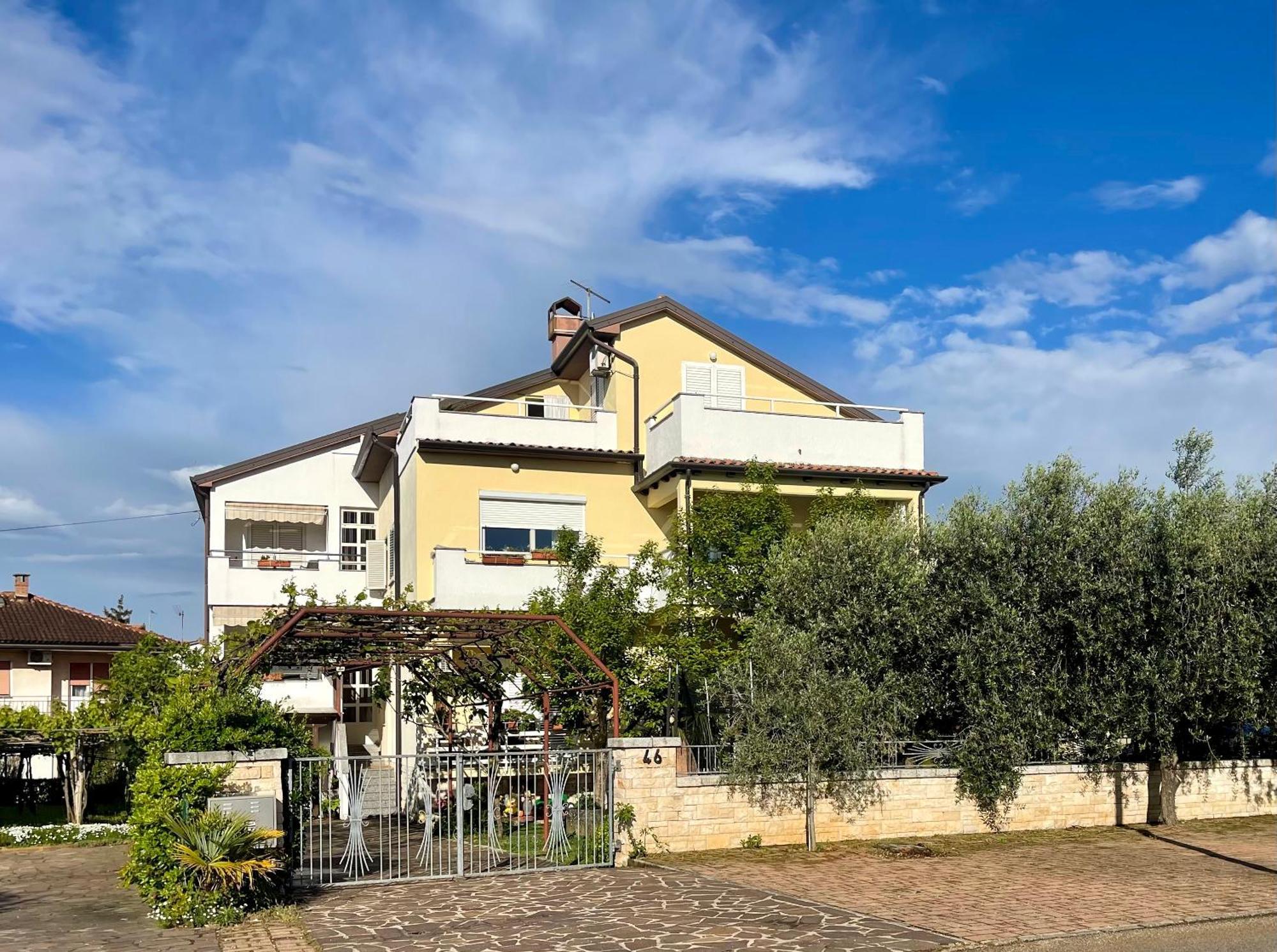Apartments Maria Умаг Экстерьер фото