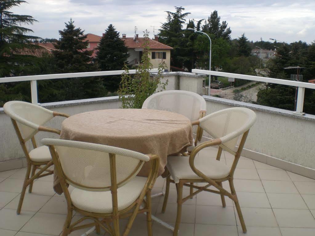 Apartments Maria Умаг Экстерьер фото