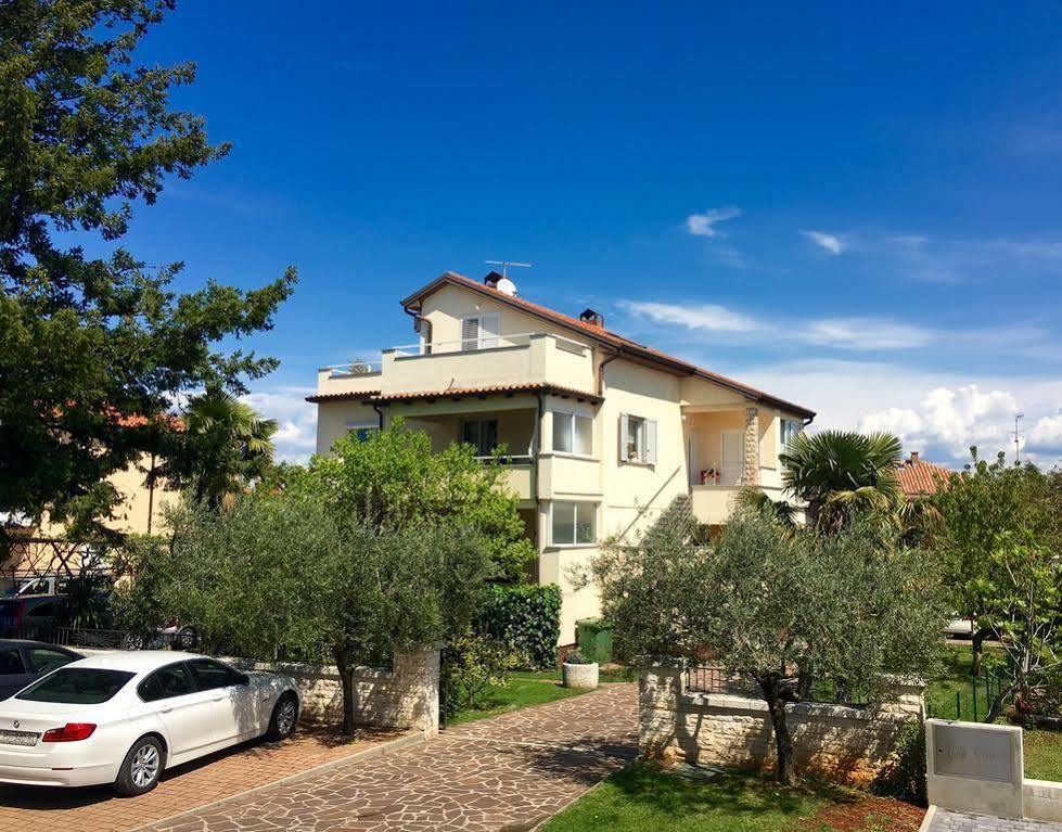 Apartments Maria Умаг Экстерьер фото